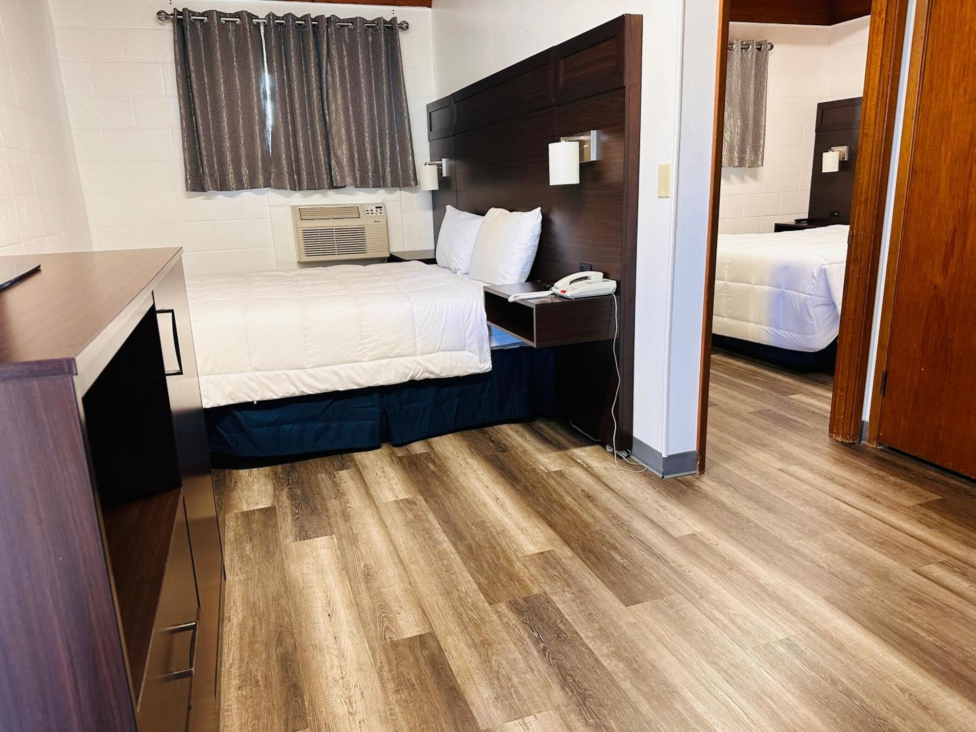 Anchor Inn Motel By Loyalty เบลน ภายนอก รูปภาพ
